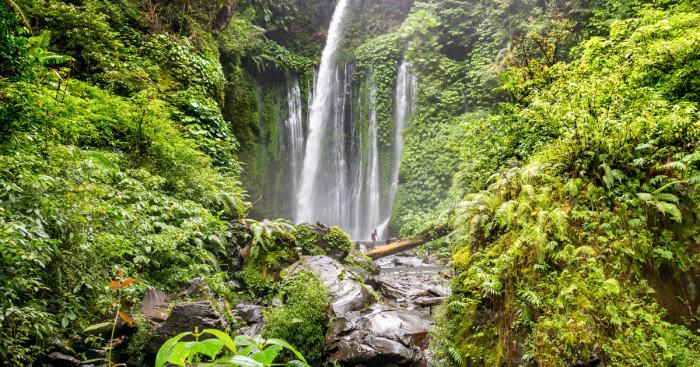 Tiu kelep waterfall