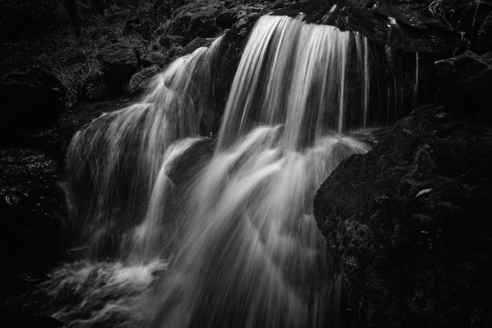 Pesona Air Terjun Jumog Putri Keindahan Alam yang Memikat