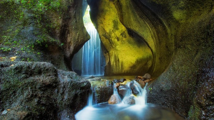 Air Terjun Tukad Cepung Pesona Alam Bali