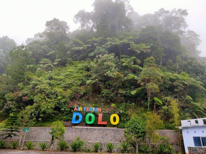 Air terjun dolo