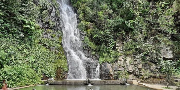 Air terjun sumuran