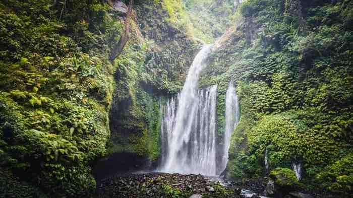 Lombok waterfall