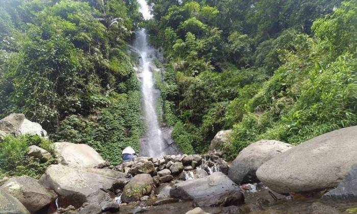 Air terjun semirang