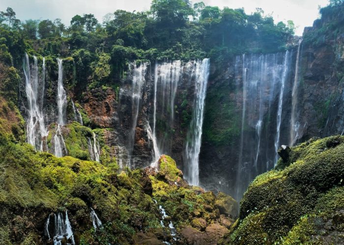 Air terjun tumpak sewu banjir lahar