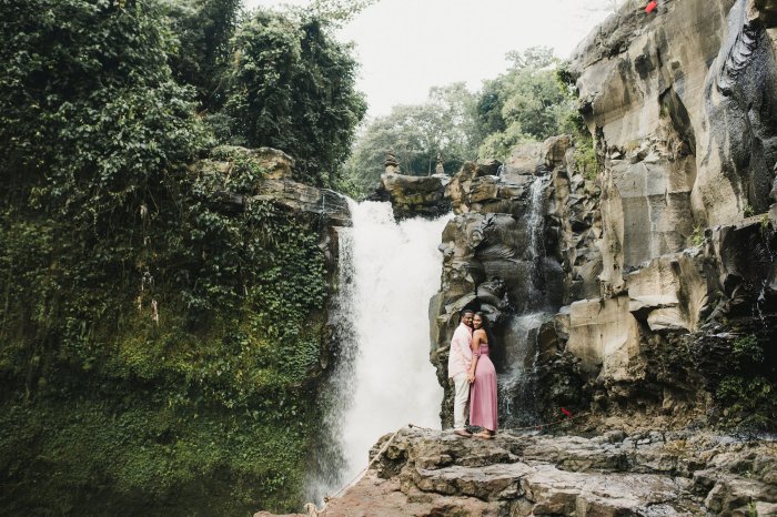 Air Terjun Blangsinga Pesona Alam Indonesia