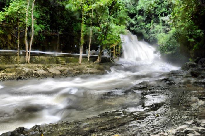 Air terjun bantimurung