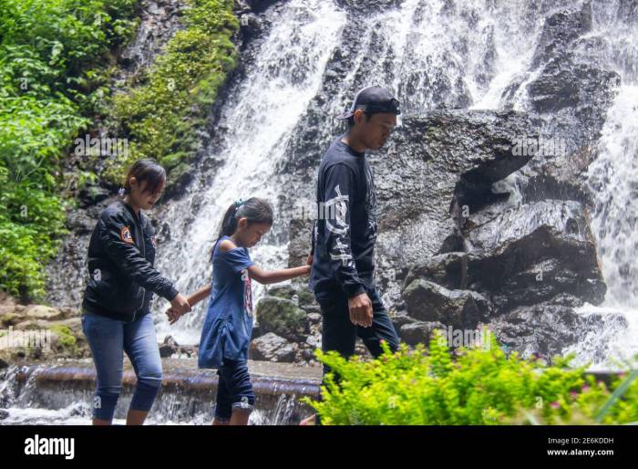 Air Terjun Watu Lumpang Pesona Alam Indonesia