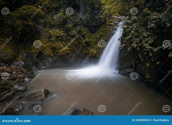 Air Terjun Haratai Pesona Alam Indonesia