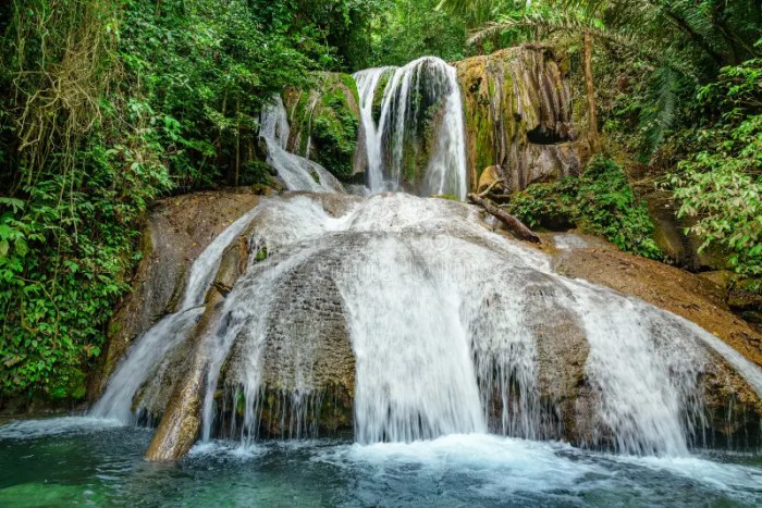 Pesona Air Terjun Saluopa Keindahan Alam Sulawesi