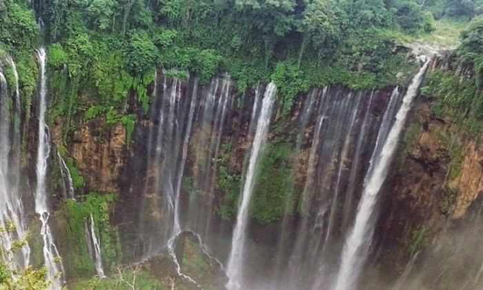 Air terjun tertinggi di indonesia